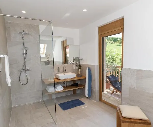 住宿加早餐酒店 Weingut Adam Amandus Und Carmen