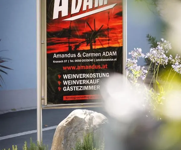 Weingut Adam Amandus Und Carmen 3*