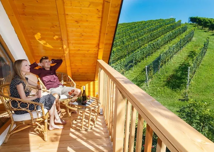 Weingut Adam Amandus Und Carmen 里欧查赫