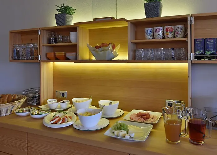 住宿加早餐酒店 Weingut Adam Amandus Und Carmen 3*