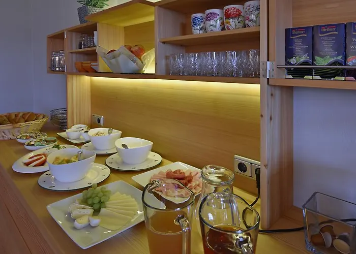 Weingut Adam Amandus Und Carmen 里欧查赫